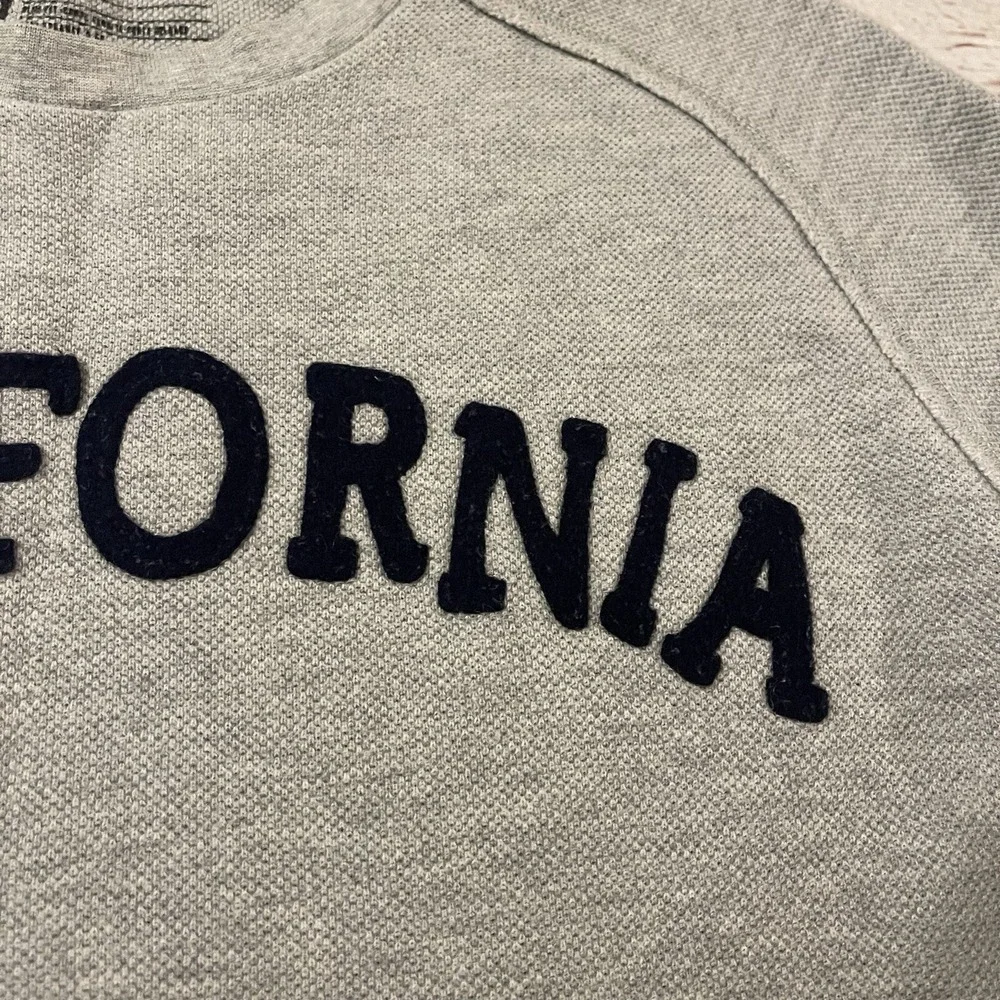 Levis California Light Sweater Gray Size Large Men's Rare!‎ Cozy